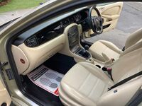 JAGUAR X-TYPE