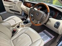 JAGUAR X-TYPE