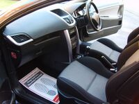 PEUGEOT 207 CC