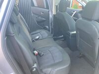 NISSAN QASHQAI+2